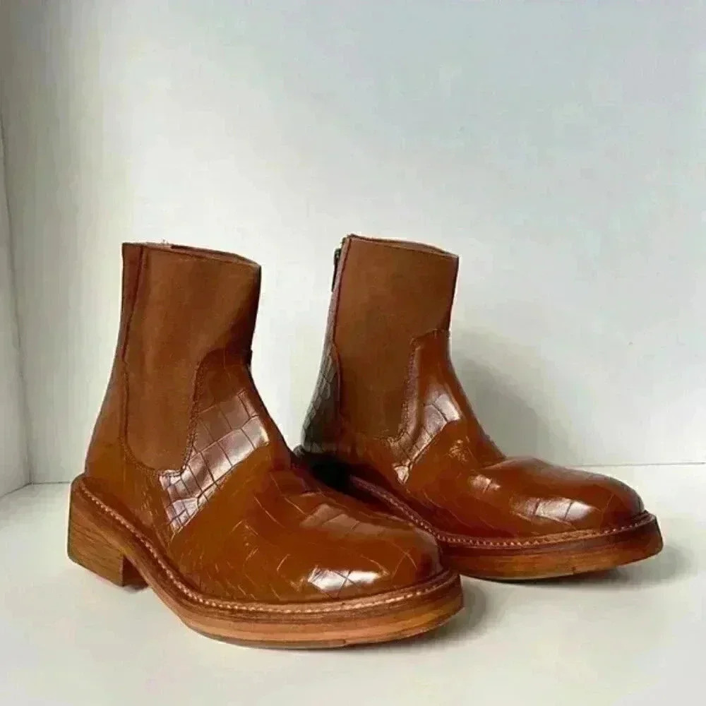 Free People Arlo Sante Fe Chelsea Boots - Picture 2 of 7